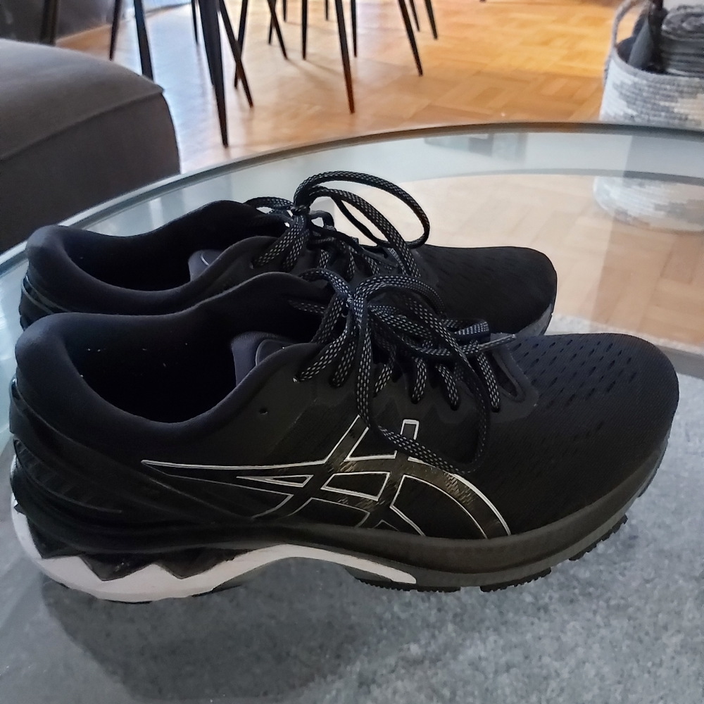 COPY - Asics Gel kayano 27 Men's size 8.5